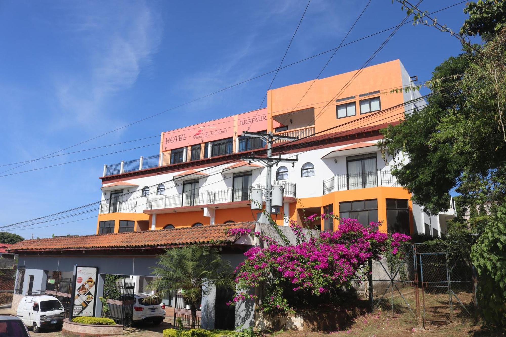 Vista Los Volcanes Hotel Y Restaurante Хуаюа Экстерьер фото